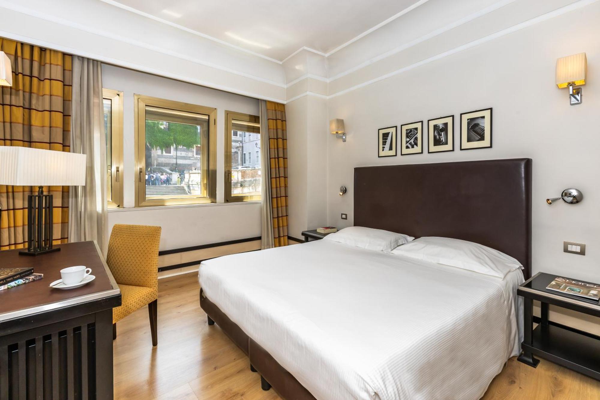 FH55 Grand Hotel Palatino Roma Esterno foto